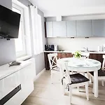Aquamarina Apartment