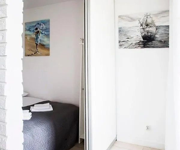 Aquamarina Lägenhet *